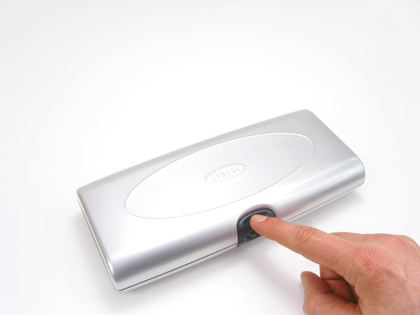 Storus Smart Jewelry Case® - silver top view one touch pressing to open