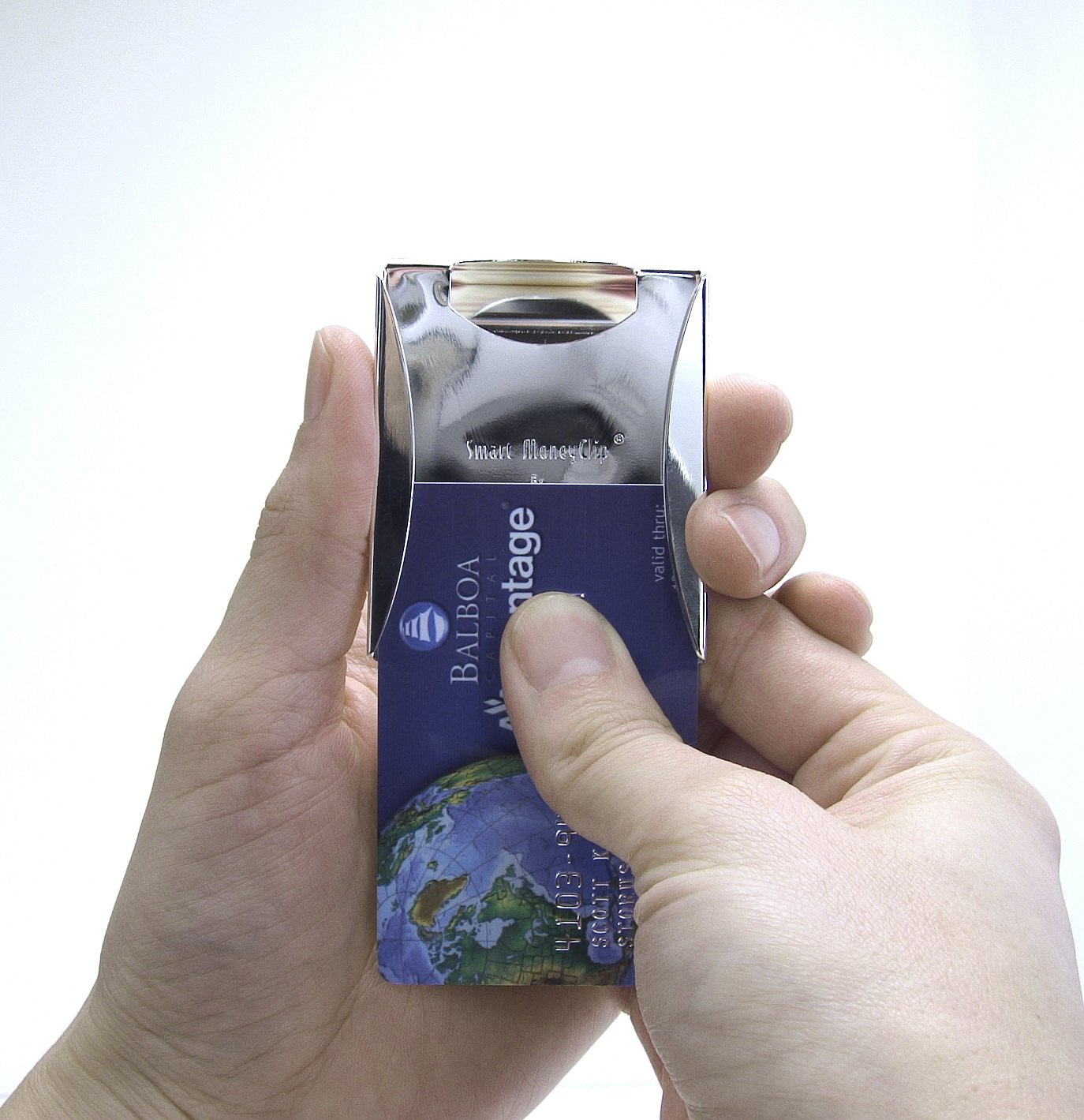 sliding credit card out of Smart Money Clip