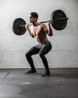 Smart Witness Wallet on man lifting weights